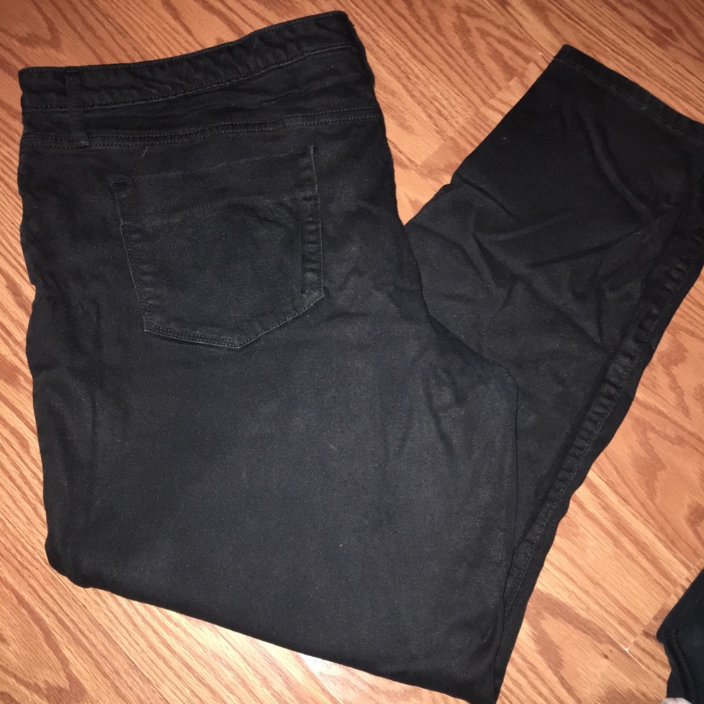 Black Textured Skinny Jeans